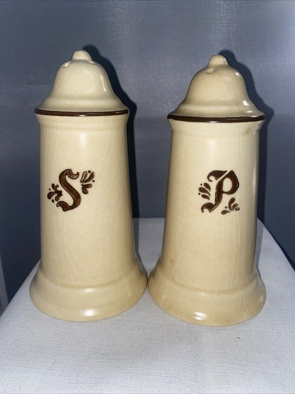 VTG - PFALTZGRAFF VILLAGE - Salt & Pepper Shakers w/ 1 Plug- 6 Inches Tall